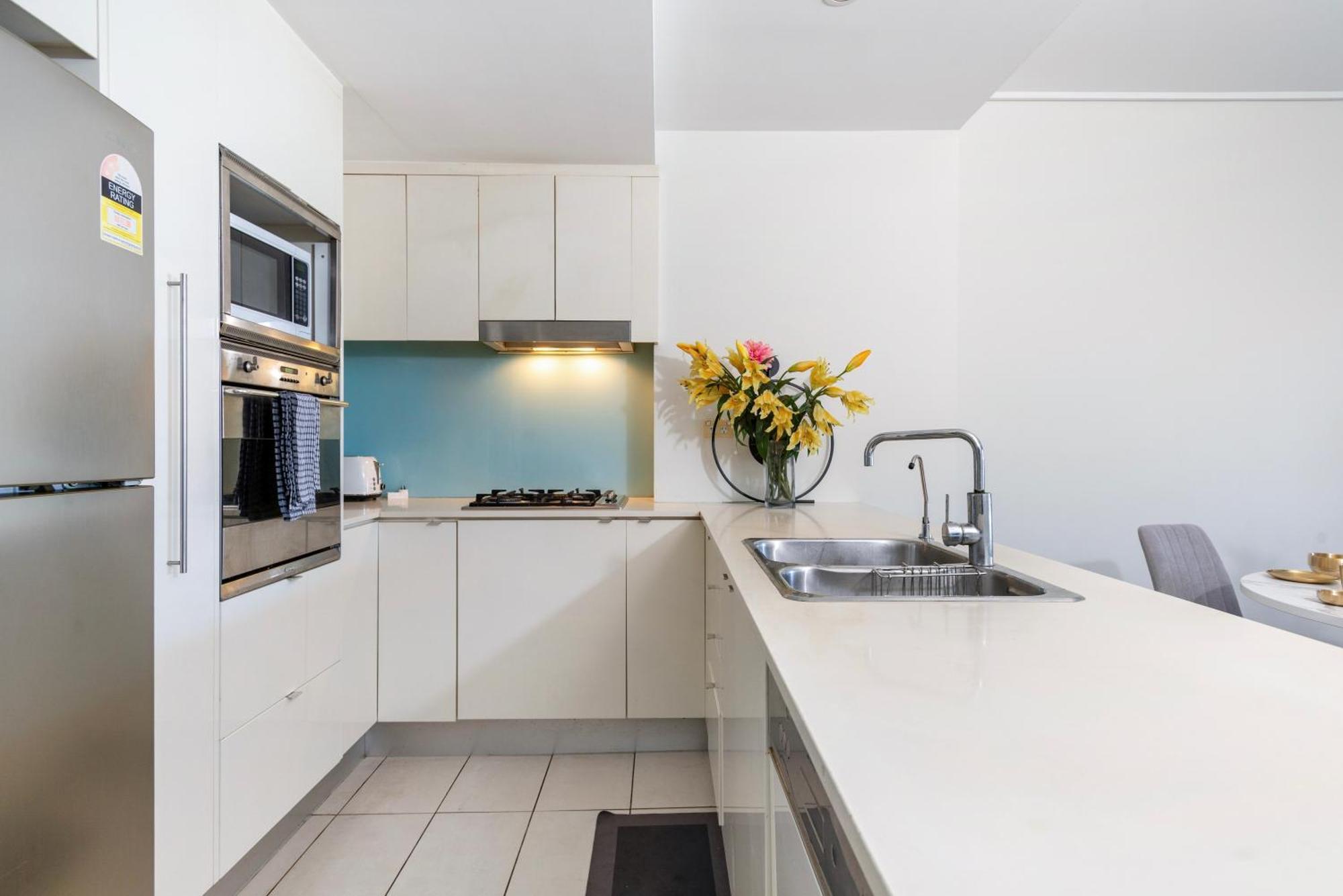 Private 2 Levels Ensuite Darling Harbour Icc Apartment